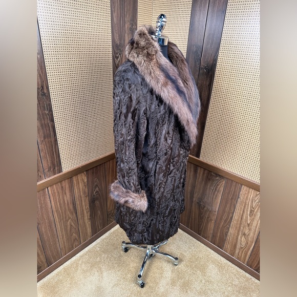 Andriana Furs Brown Broadtail & Fisher Sable Fur Collar + Cuffs Fur Coat Jacket - Picture 3 of 12